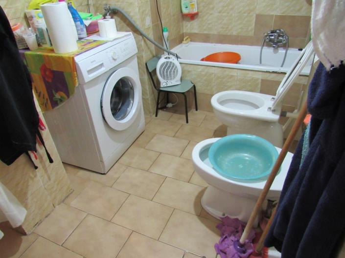 Image No.9-6 Bed Townhouse for sale