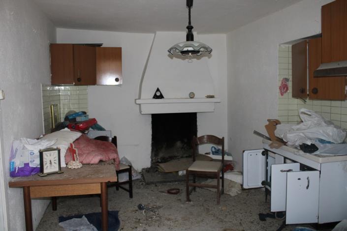 Image No.15-10 Bed Farmhouse for sale