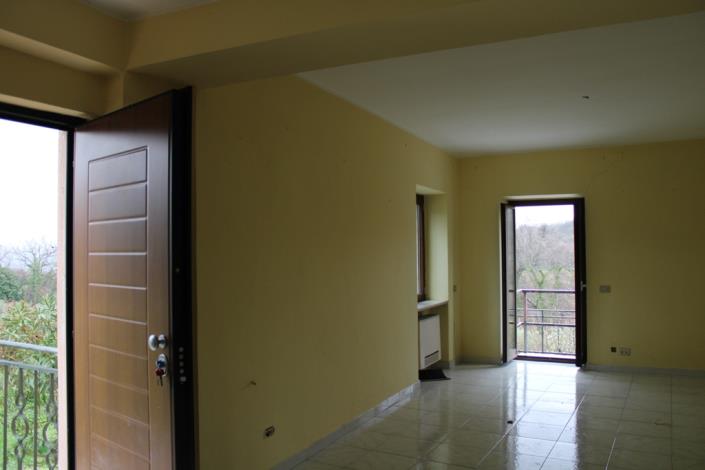 Image No.4-10 Bed Farmhouse for sale