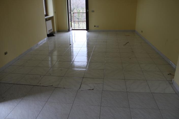 Image No.7-10 Bed Farmhouse for sale