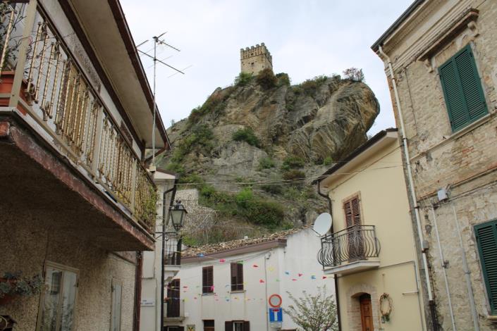 Image No.5-4 Bed Townhouse for sale