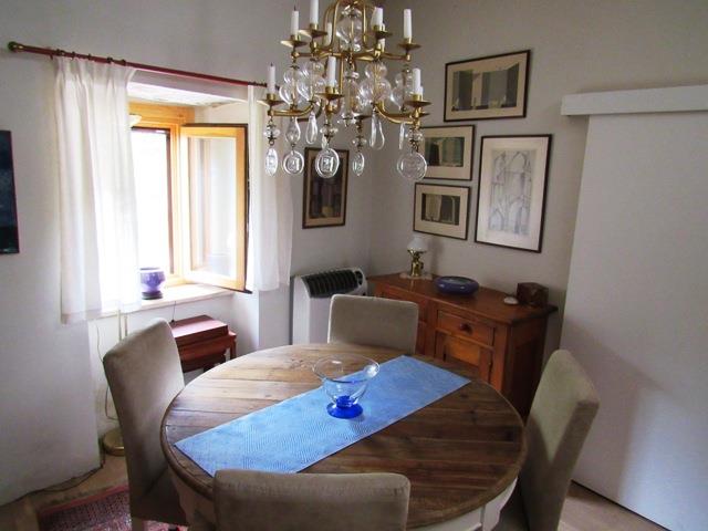 Image No.6-2 Bed Townhouse for sale