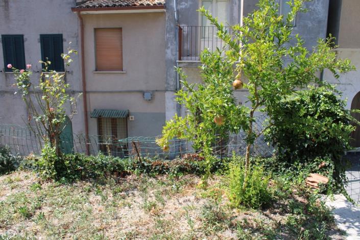 Image No.21-3 Bed Townhouse for sale