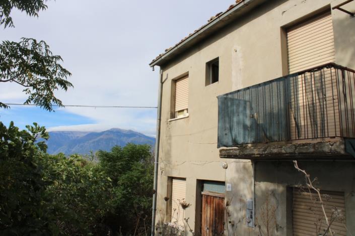 Image No.3-2 Bed Country House for sale