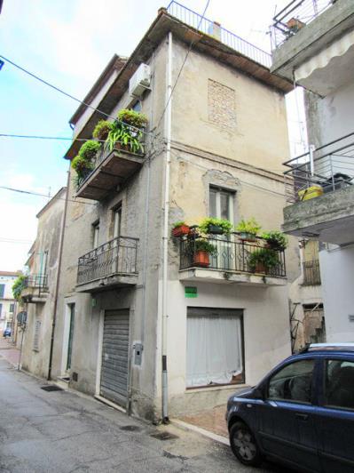 Image No.1-2 Bed Townhouse for sale