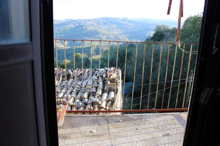 Image No.13-2 Bed Townhouse for sale