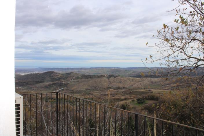 Image No.3-3 Bed Country House for sale