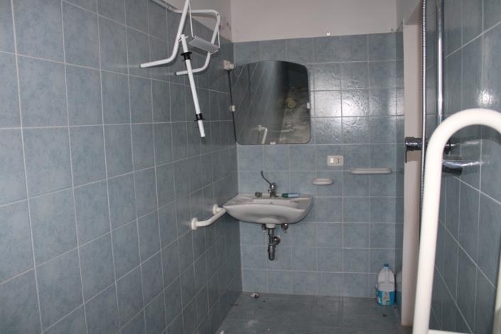 Image No.18-3 Bed Country House for sale