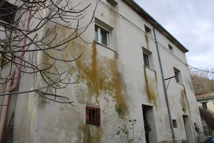 Image No.28-3 Bed Country House for sale