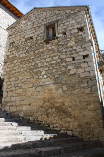 Image No.8-3 Bed House for sale