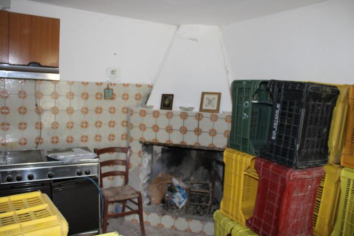 Image No.4-2 Bed Country House for sale