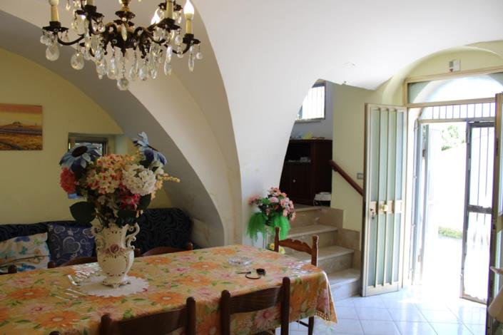 Image No.12-5 Bed Villa / Detached for sale