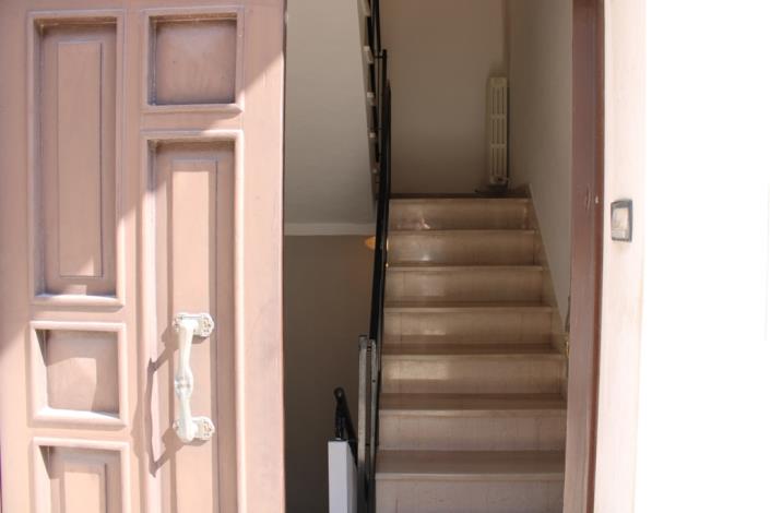 Image No.8-5 Bed Townhouse for sale