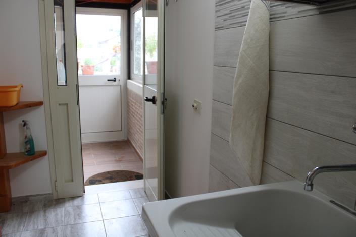 Image No.11-5 Bed Townhouse for sale