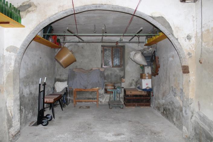 Image No.15-5 Bed Townhouse for sale