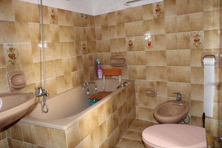 Image No.10-4 Bed Townhouse for sale