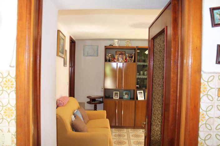 Image No.15-4 Bed Townhouse for sale