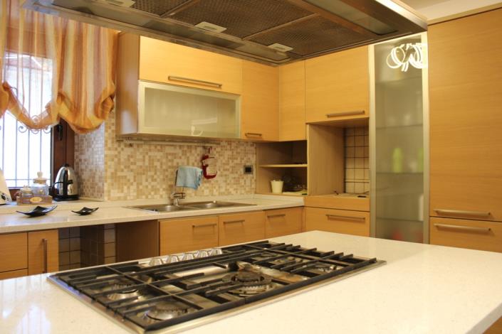 Image No.11-3 Bed Townhouse for sale