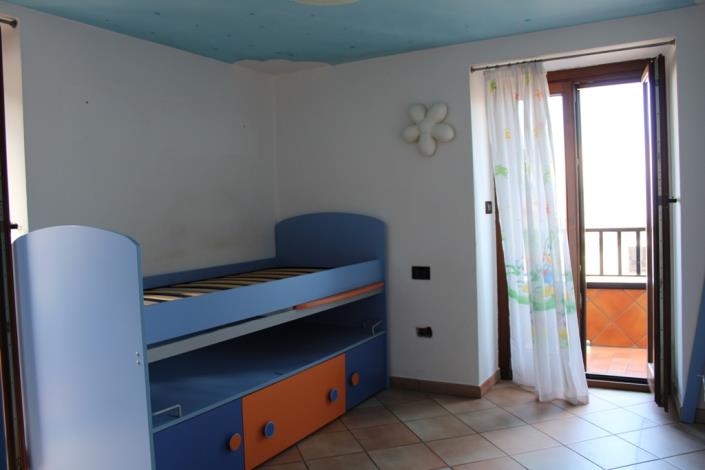 Image No.13-3 Bed Townhouse for sale