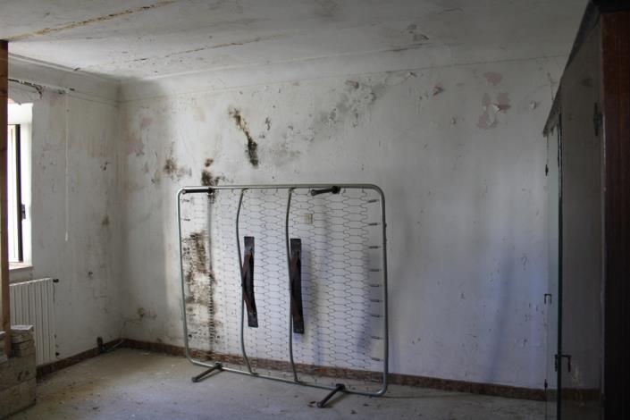 Image No.9-2 Bed Country House for sale