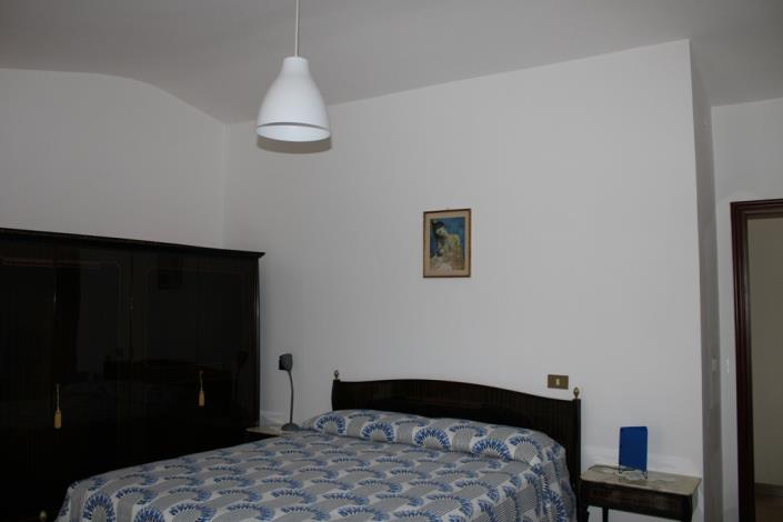 Image No.27-3 Bed Apartment for sale