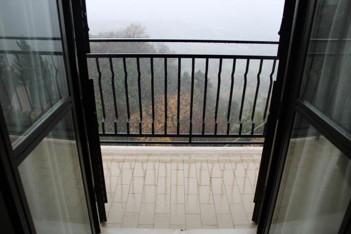 Image No.28-3 Bed Apartment for sale