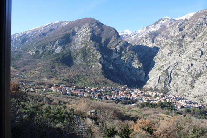 Image No.3-3 Bed Townhouse for sale