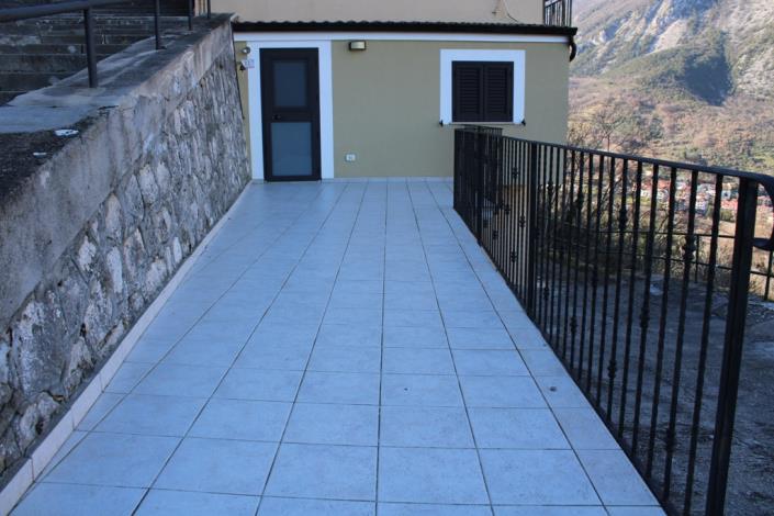 Image No.23-3 Bed Townhouse for sale