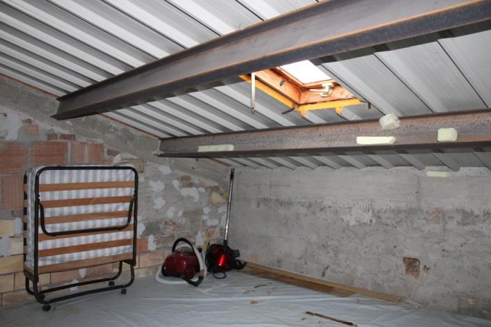 Image No.6-2 Bed Townhouse for sale