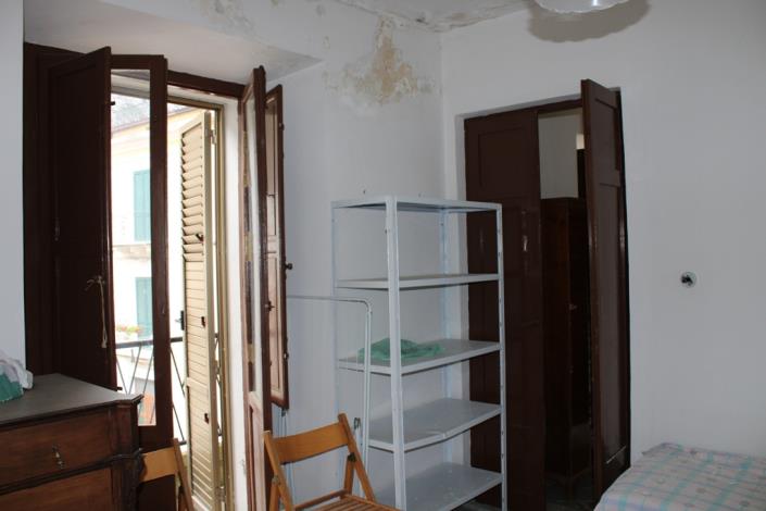 Image No.11-2 Bed Townhouse for sale