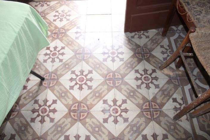 Image No.14-2 Bed Townhouse for sale