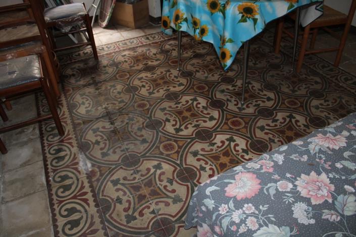 Image No.18-2 Bed Townhouse for sale