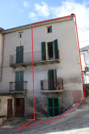 Image No.5-3 Bed Townhouse for sale