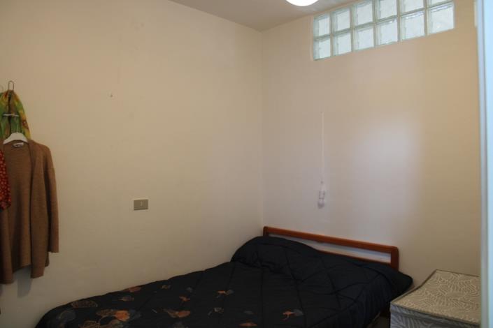 Image No.5-2 Bed Townhouse for sale