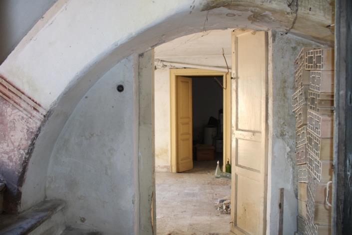 Image No.19-6 Bed Townhouse for sale