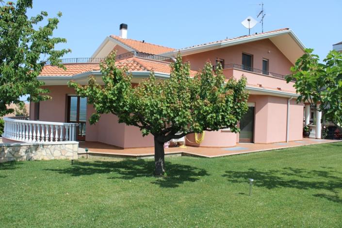Image No.5-6 Bed House/Villa for sale