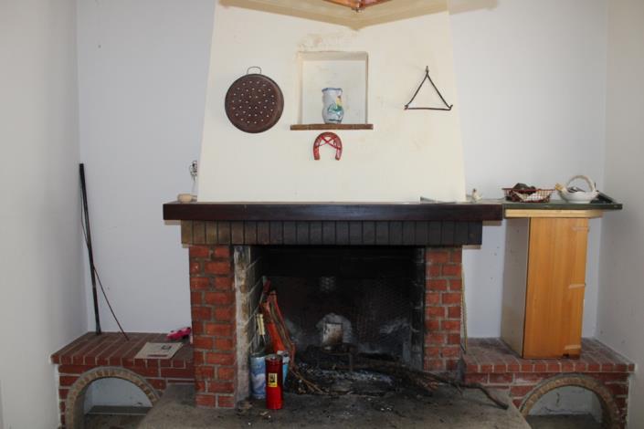 Image No.10-6 Bed Country House for sale