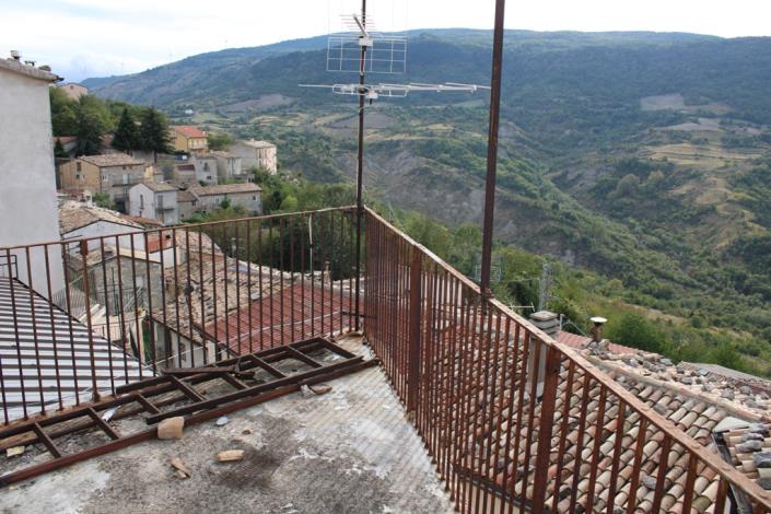 Image No.12-3 Bed Village House for sale