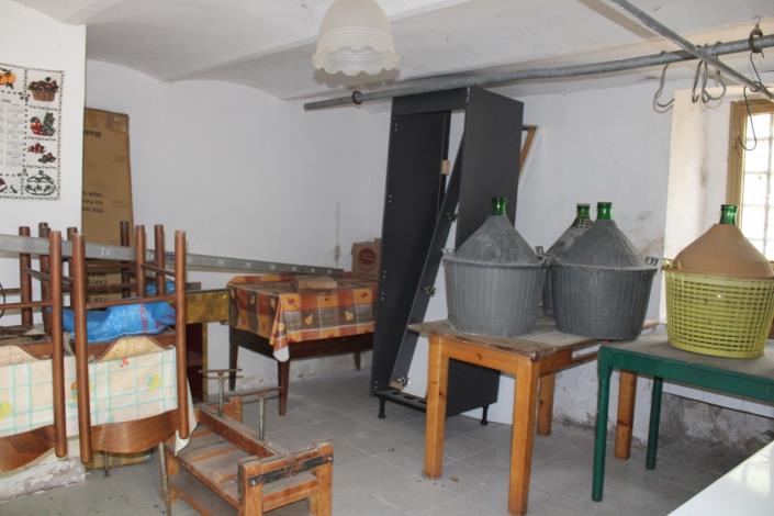 Image No.11-1 Bed Country House for sale