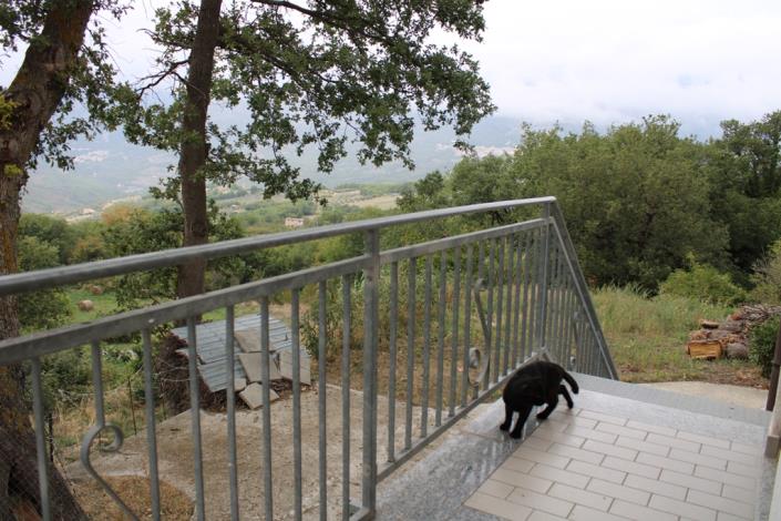 Image No.11-2 Bed Country Property for sale