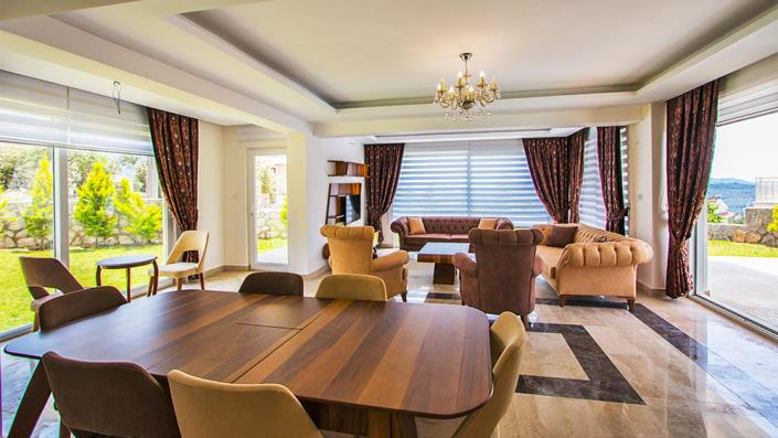 Image No.12-6 Bed Villa / Detached for sale