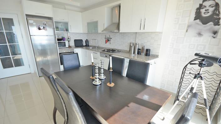 Image No.3-2 Bed Apartment for sale