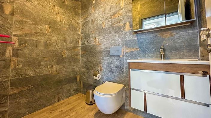 Image No.15-5 Bed Villa / Detached for sale