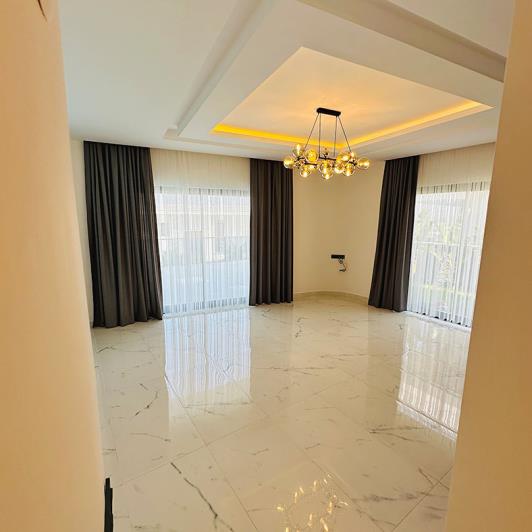 Image No.15-3 Bed Villa / Detached for sale