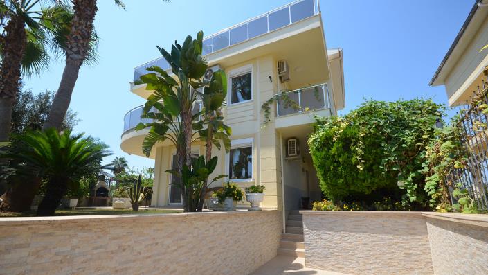 Image No.2-3 Bed Villa / Detached for sale