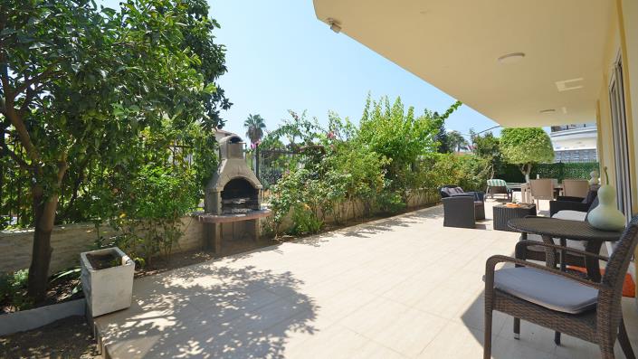 Image No.8-3 Bed Villa / Detached for sale