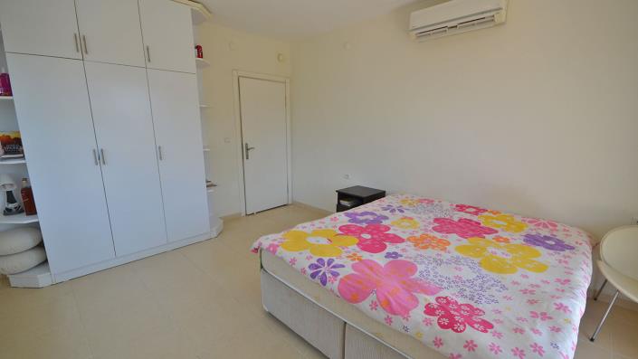 Image No.21-3 Bed Villa / Detached for sale