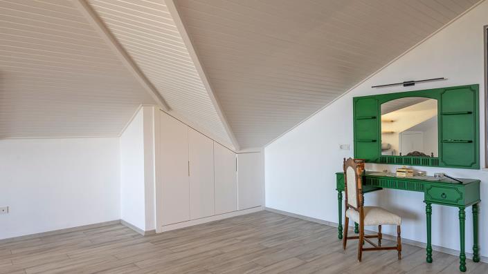 Image No.20-4 Bed Villa / Detached for sale