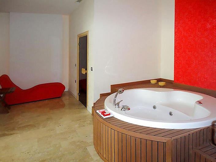 Image No.21-2 Bed Villa for sale