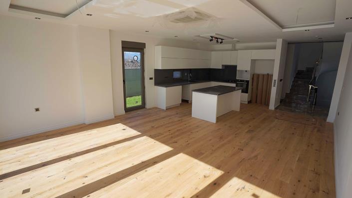 Image No.7-4 Bed Villa for sale